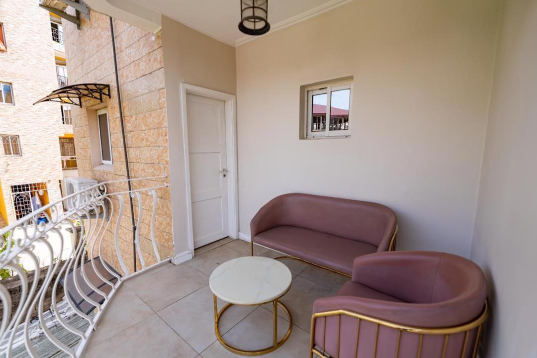 Villa Magnum دوالا المظهر الخارجي الصورة