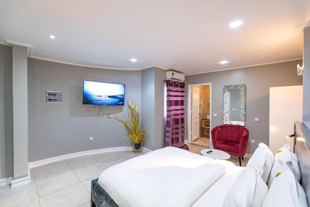 Villa Magnum دوالا المظهر الخارجي الصورة