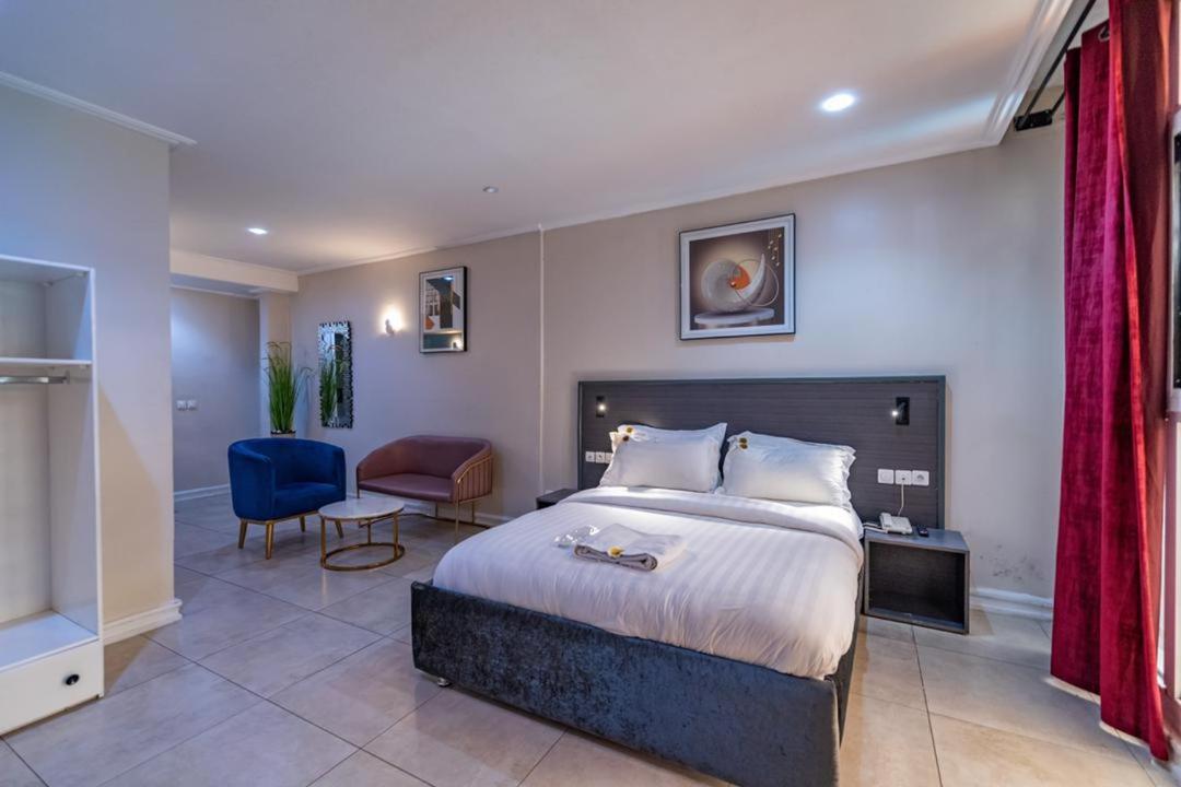 Villa Magnum دوالا المظهر الخارجي الصورة