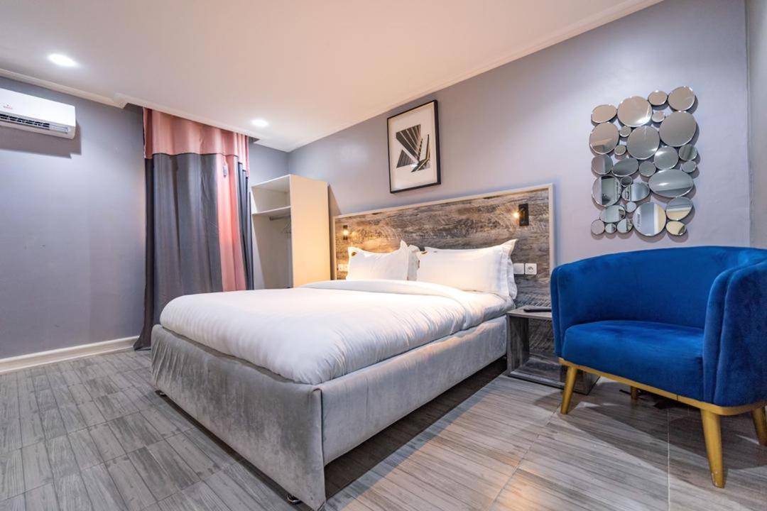 Villa Magnum دوالا المظهر الخارجي الصورة