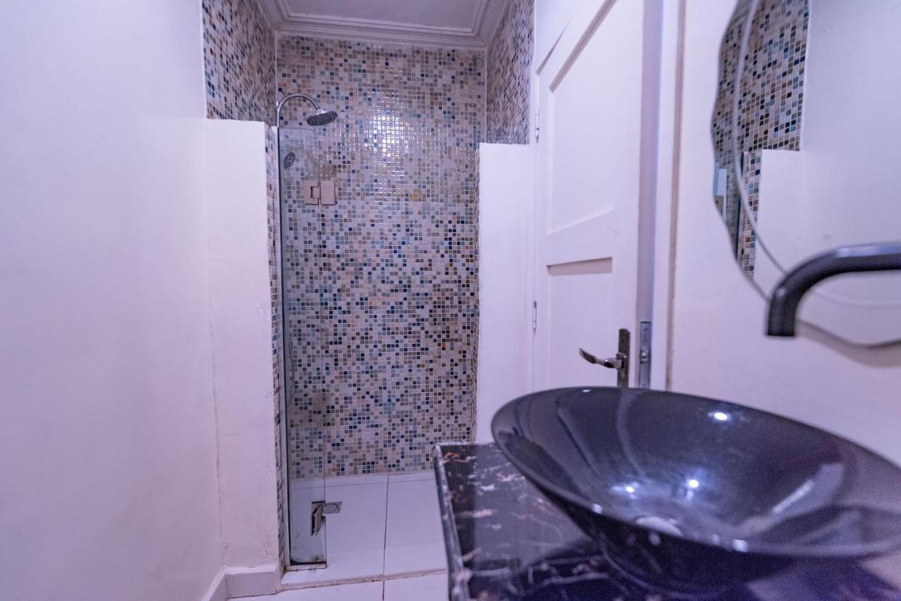Villa Magnum دوالا المظهر الخارجي الصورة