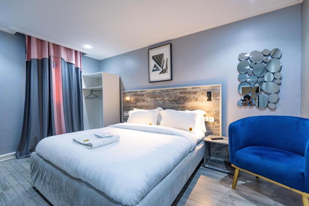 Villa Magnum دوالا المظهر الخارجي الصورة